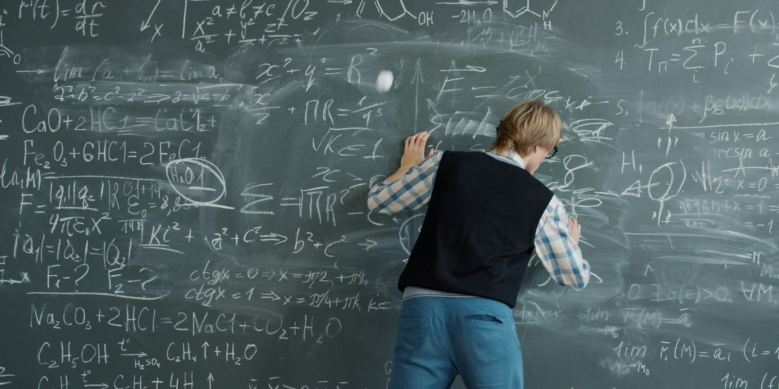 Débouchés après une Licence PC (Physique-Chimie)