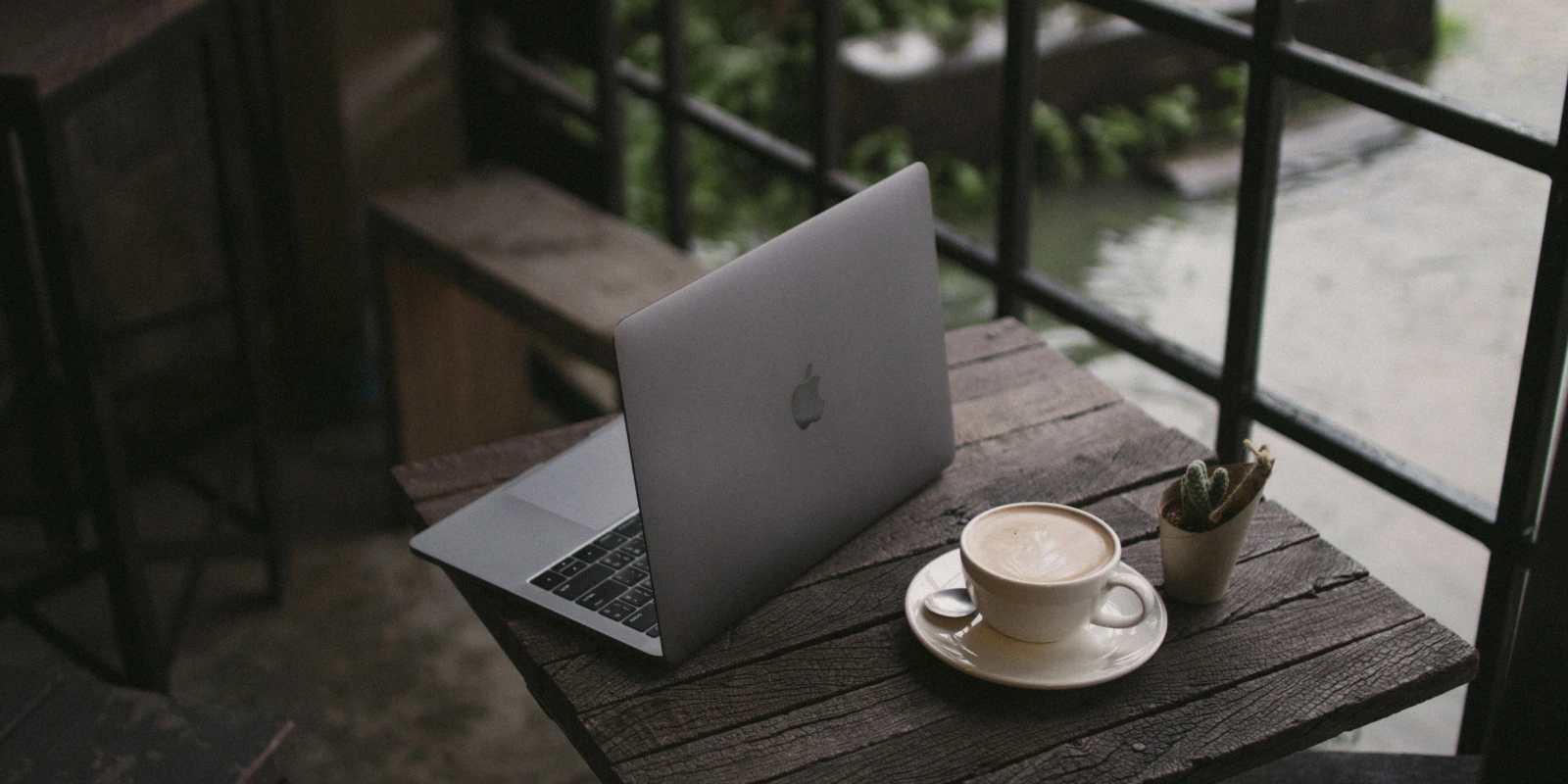 Débouchés de la Licence PC (Physique-Chimie) à l'Université d'Evry Débouchés de la Licence PC (Physique-Chimie) à l'Université d'Evry